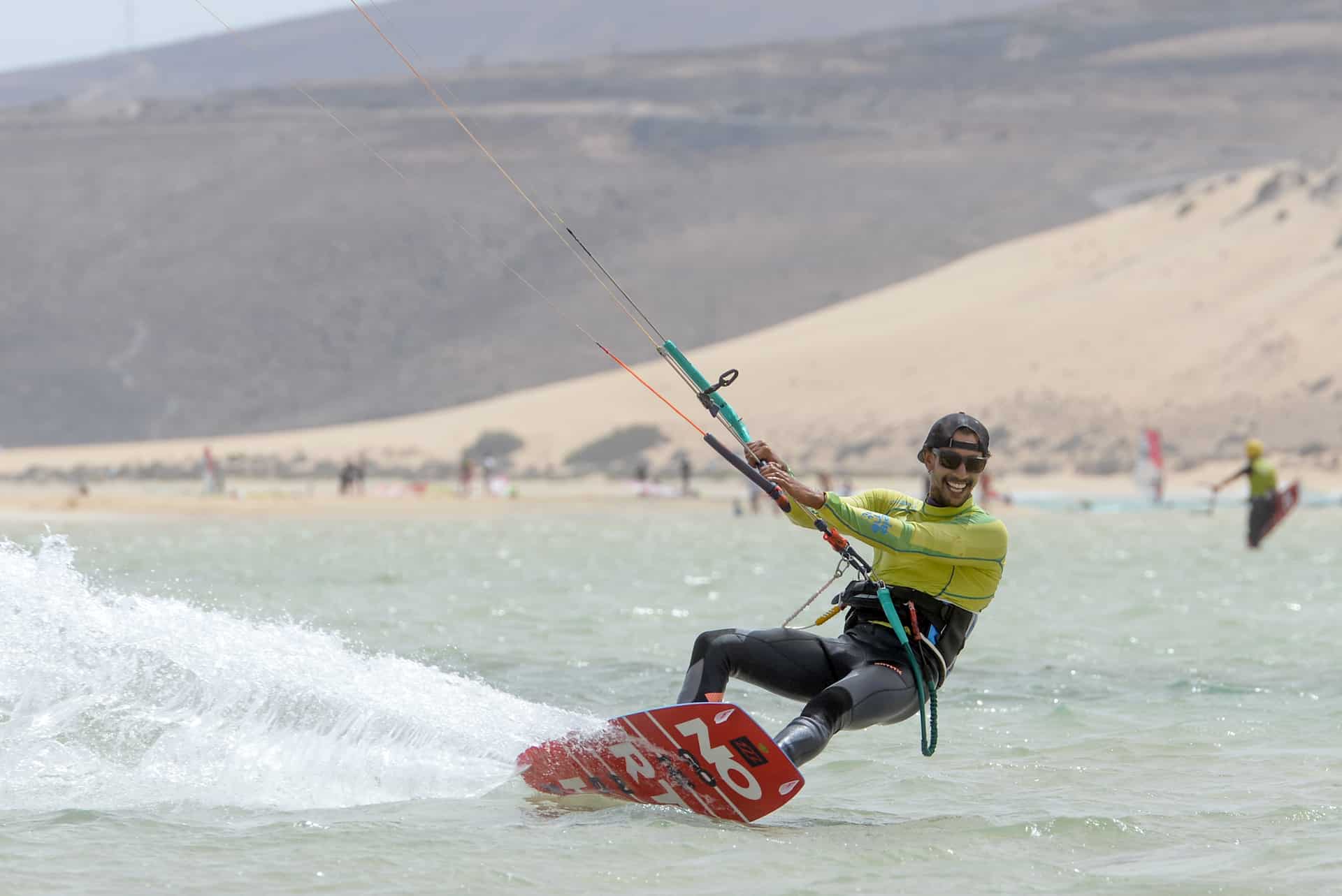 You are currently viewing Kitesurf, tout savoir pour remonter au vent!